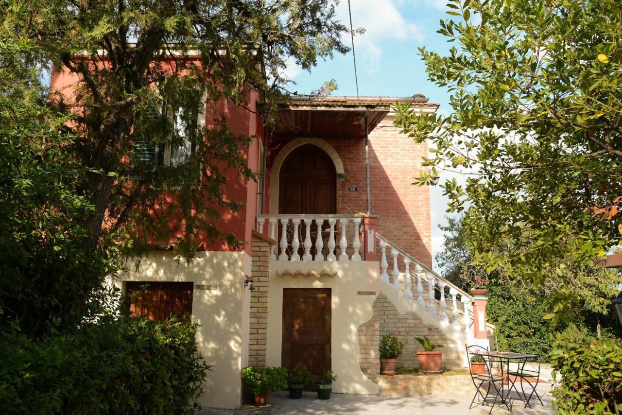 Hotel La Casa Di Andrea à Chieti Extérieur photo